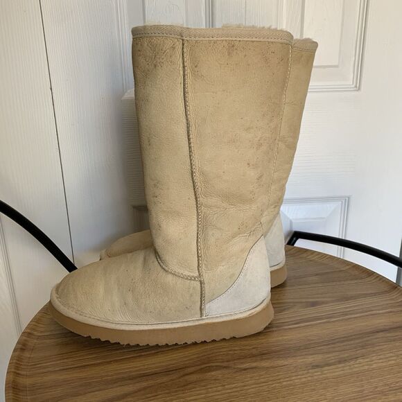 Classic Tall Beige Water-resistant Suede Boots US 7 Women SheepsKin 13 In Tall - Picture 4 of 16